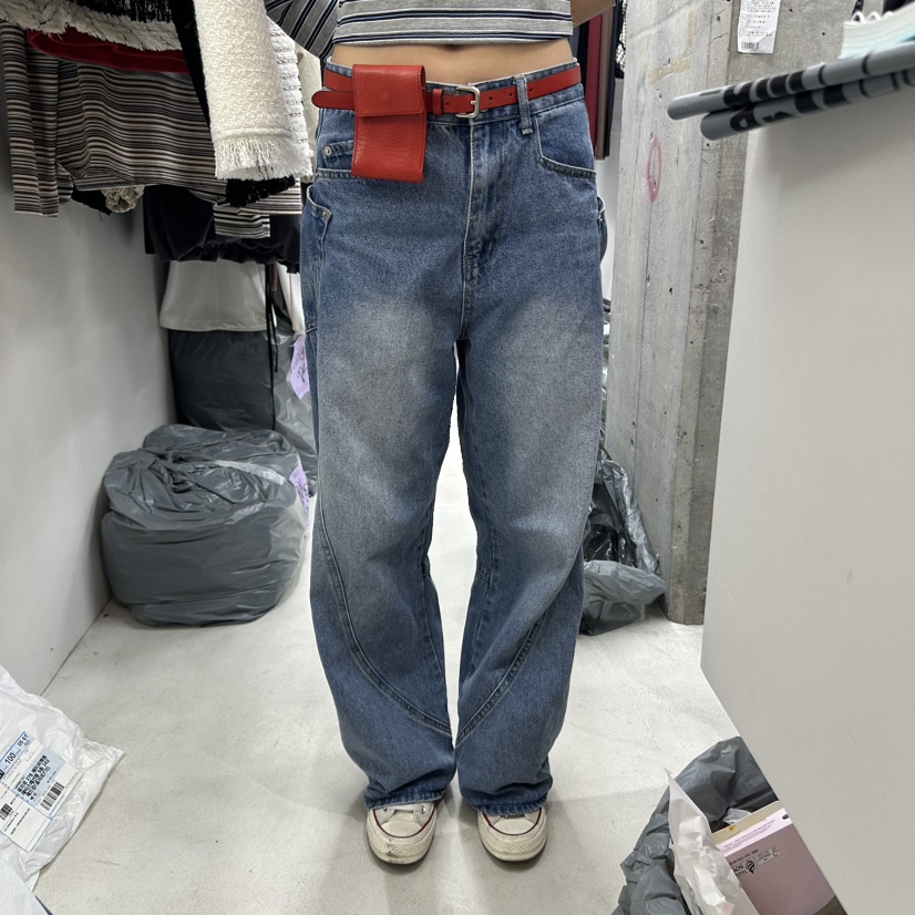 BADCALM東大門㊣直郵女士新款人氣職業25秋冬牛仔褲不含腰帶BADCALM牛仔褲