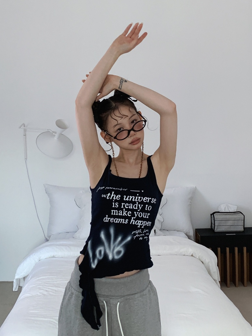 JKICHI韓國代購㊣女裝新款休閑推薦職業人氣時尚25秋冬吊帶背心JKICHI吊帶/背心圖色2