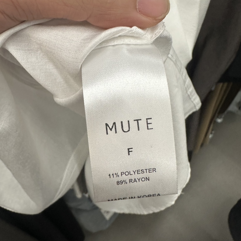 MUTE-P東大門㊣代購女士新款熱賣25秋冬真品職業襯衫蕾絲衫MUTE襯衫/蕾絲衫