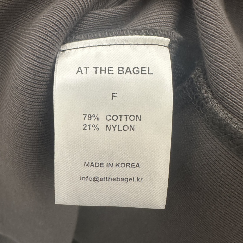 AT THE BAGEL東大門㊣直郵女裝新品職業時尚熱賣人氣衛衣AT THE BAGEL衛衣