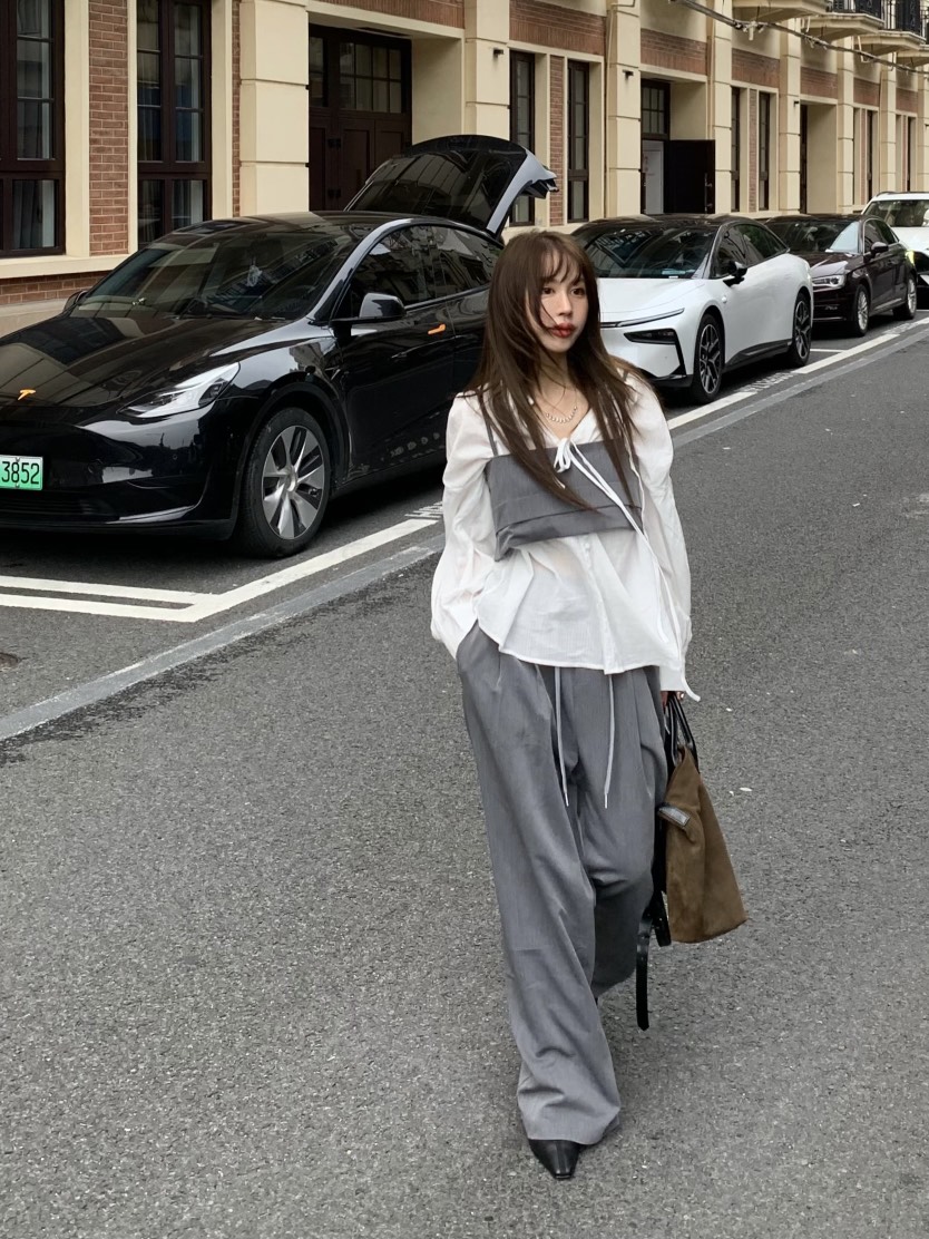 BERTHA東大門㊣代購女士新款25秋冬真品職業人氣襯衫蕾絲衫BERTHA襯衫/蕾絲衫
