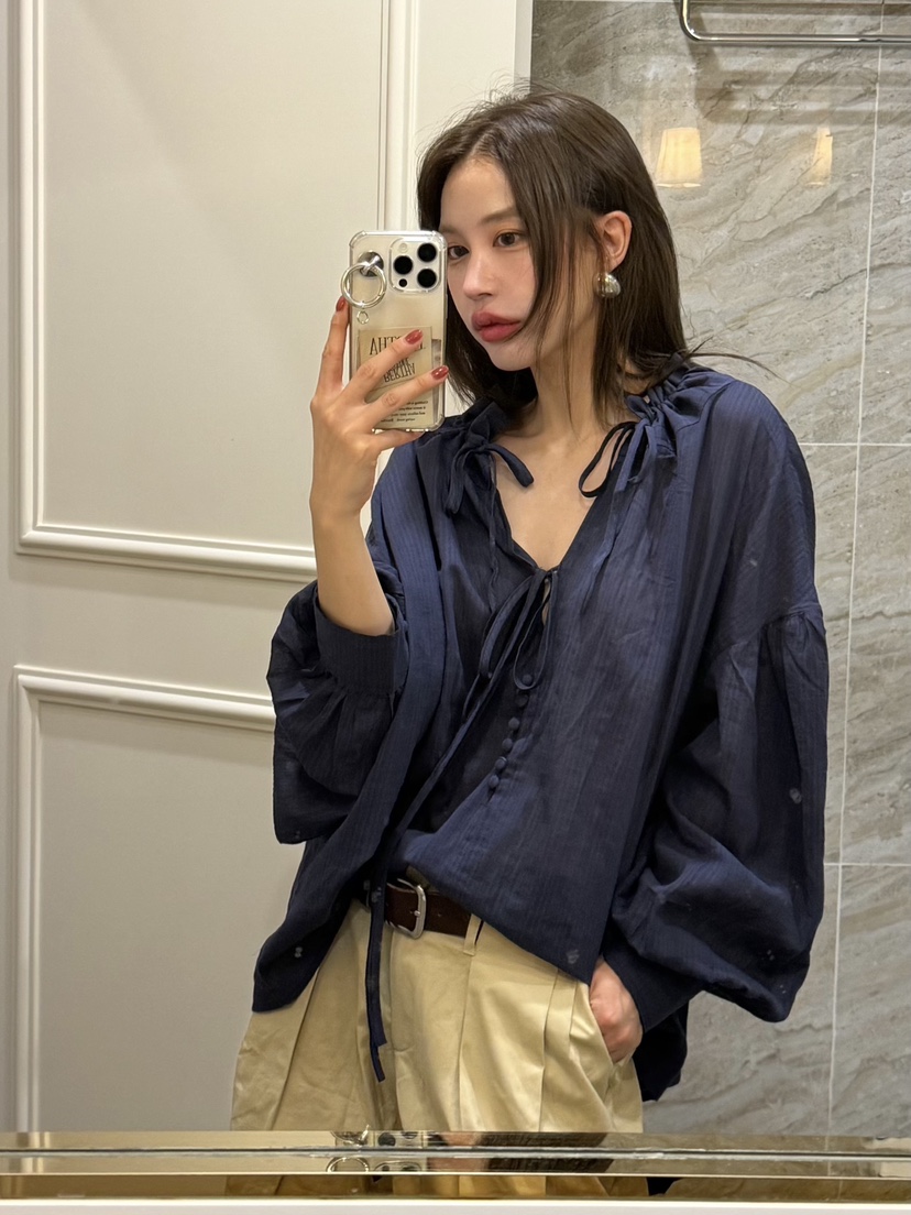 BERTHA東大門㊣代購女士新款25秋冬真品職業人氣襯衫蕾絲衫BERTHA襯衫/蕾絲衫