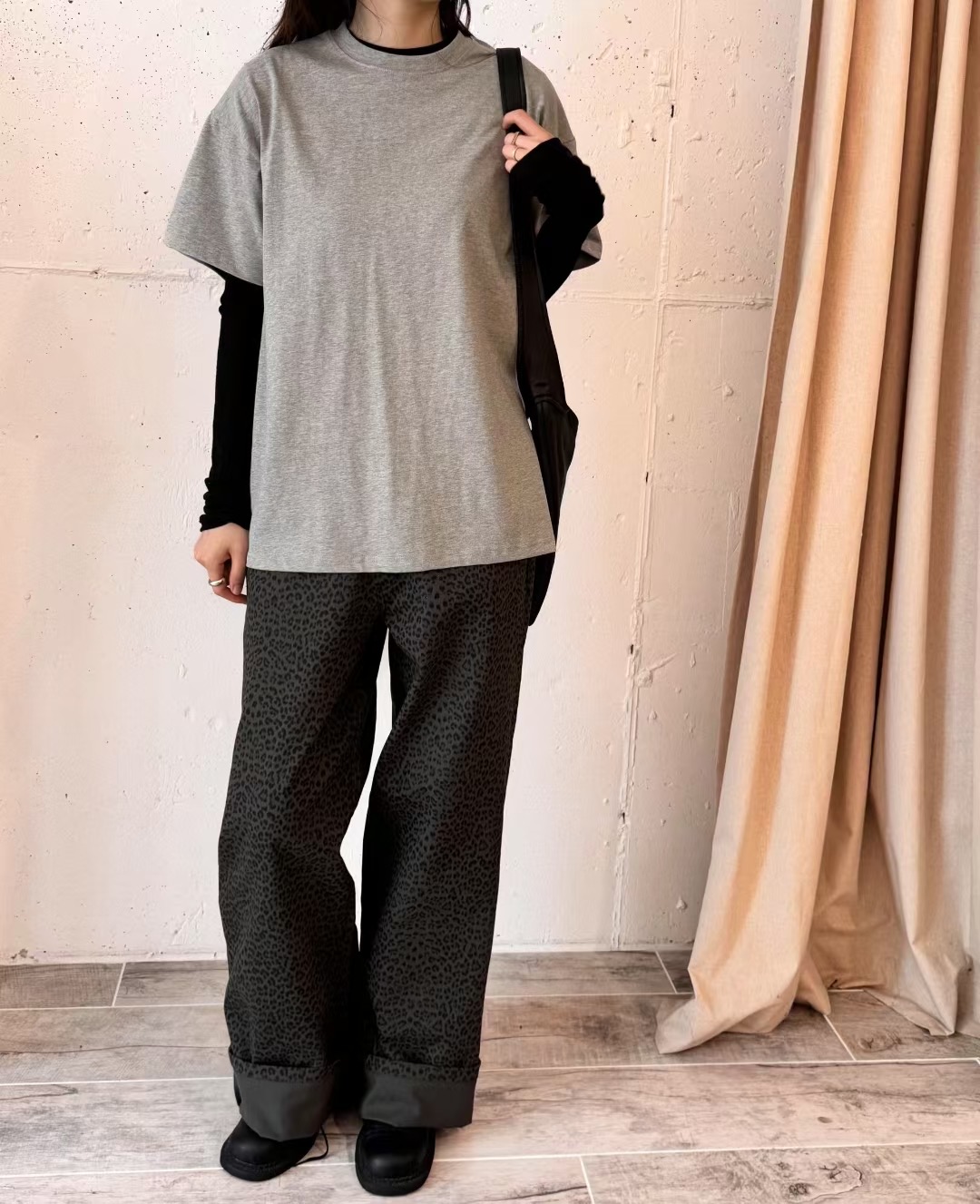 LEREVE-OT東大門㊣代購女士新款真品人氣時尚推薦T恤不含內搭LEREVET恤圖色2