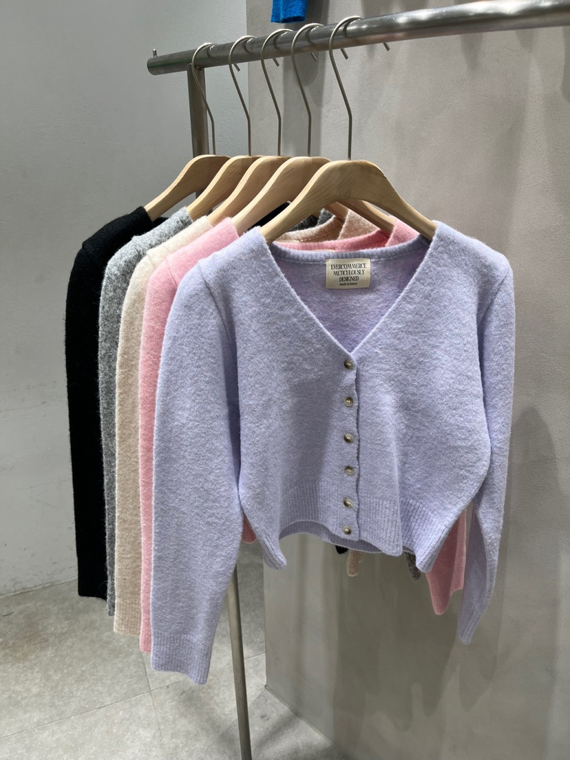 EVERCOMMERCE METICULOUSLY DESIGNED東大門㊣實拍女裝新品推薦針織衫羊毛短款開衫EVERCOMMERCE針織衫