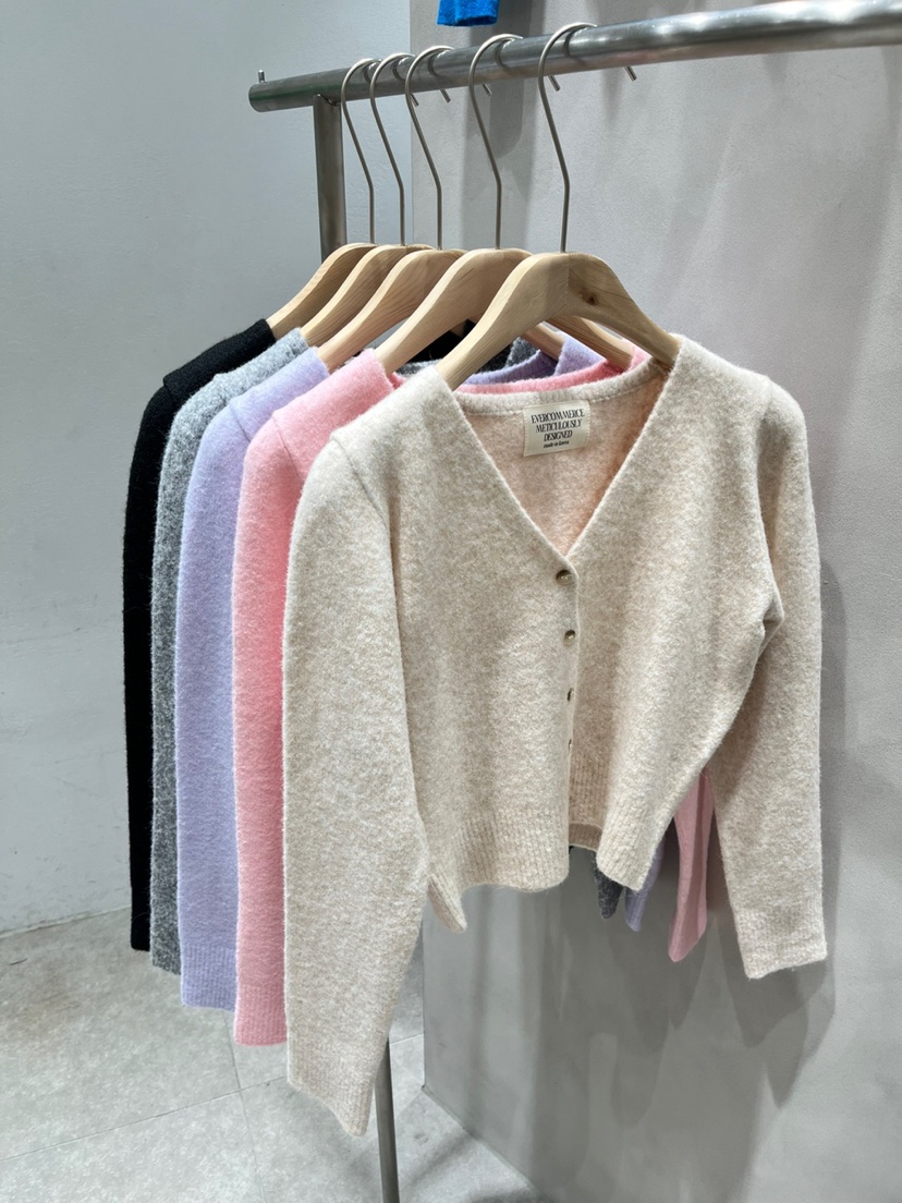 EVERCOMMERCE METICULOUSLY DESIGNED東大門㊣實拍女裝新品推薦針織衫羊毛短款開衫EVERCOMMERCE針織衫