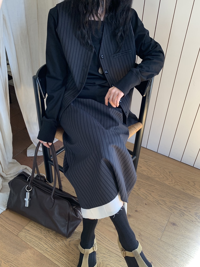 OURS韓國代購㊣女裝新款25秋冬休閑時尚職業推薦人氣長裙條紋OURS長裙