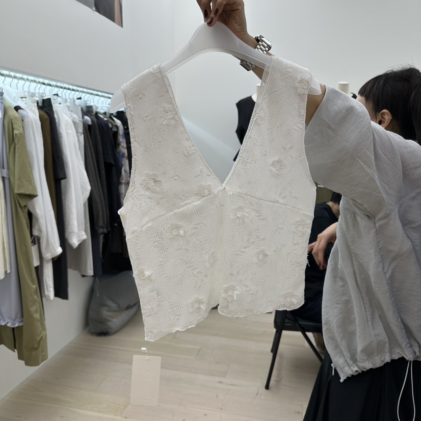 MAINT韓國直郵㊣女裝新款休閑時尚推薦人氣真品吊帶背心花朵MAINT吊帶/背心