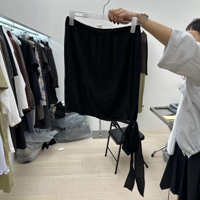 MAINT韓國代購㊣女裝新款真品時尚25秋冬職業人氣推薦吊帶背心MAINT吊帶/背心圖色2