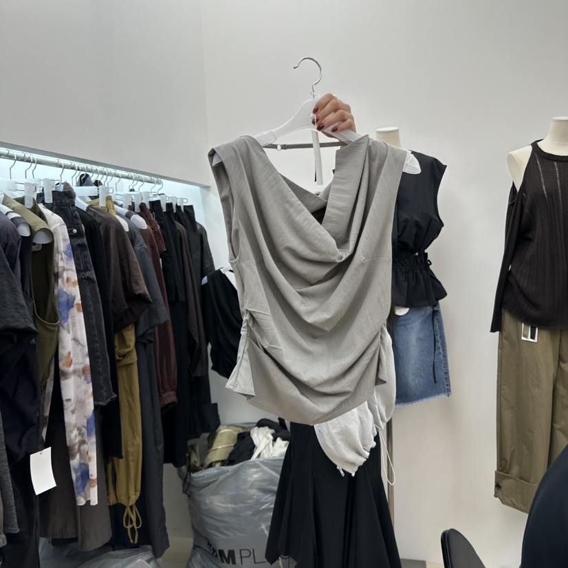 MAINT東大門㊣直郵女裝新品熱賣25秋冬職業人氣真品吊帶背心MAINT吊帶/背心圖色2