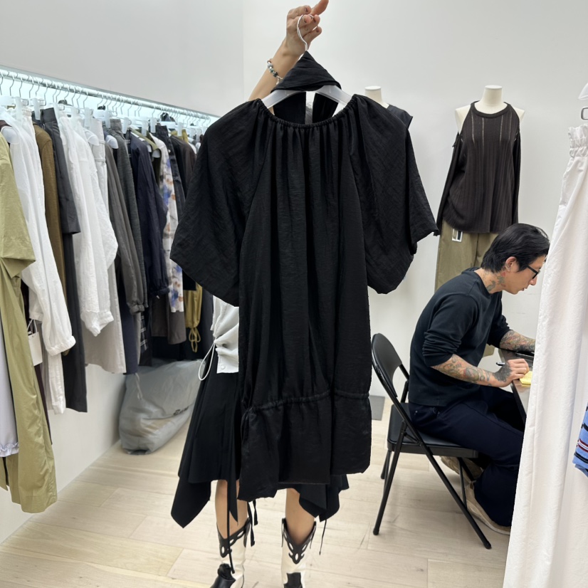 MAINT韓國代購㊣女士新款職業時尚熱賣人氣襯衫蕾絲衫含脖帶MAINT襯衫/蕾絲衫