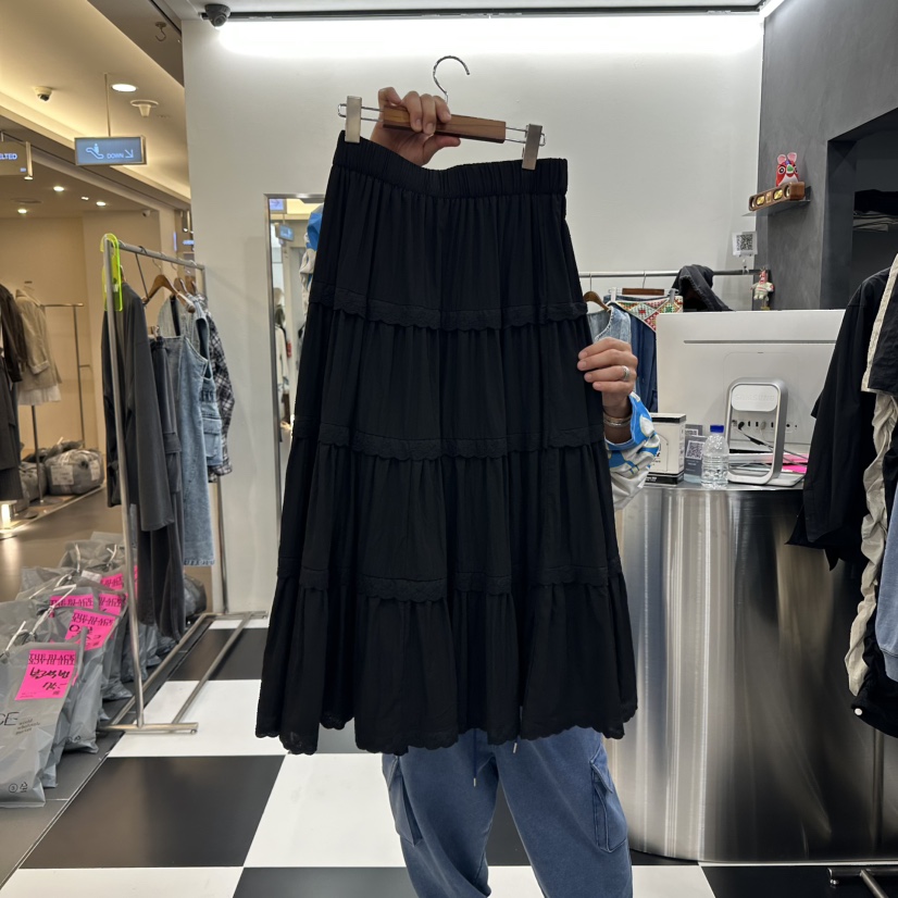 LADYBLACK韓國直郵㊣女士新品推薦人氣休閑熱賣職業25秋冬長裙LADYBLACK長裙圖色2