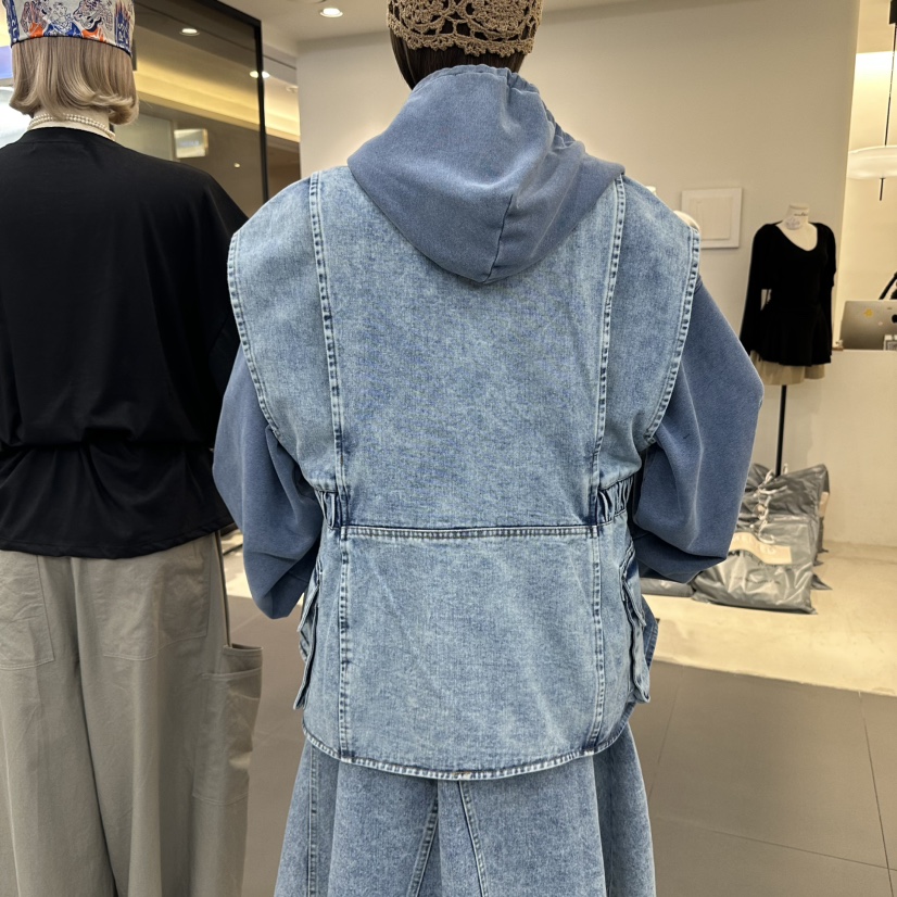 LADYBLACK東大門㊣實拍女士新款職業休閑真品時尚25秋冬馬甲LADYBLACK馬甲