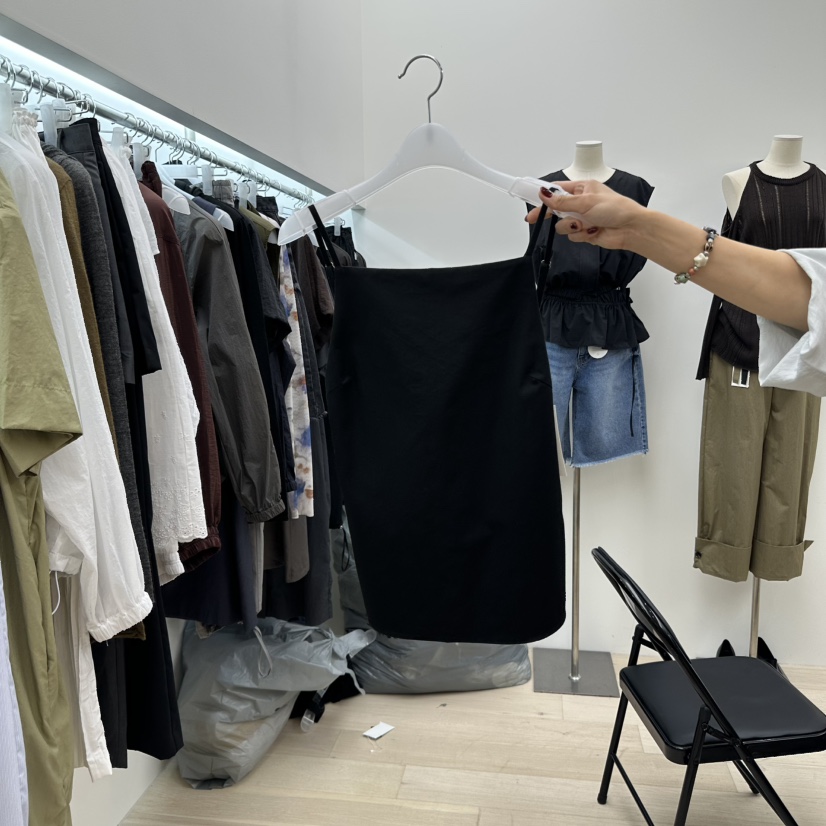 MAINT韓國代購㊣女裝新款休閑熱賣推薦職業25秋冬真品吊帶背心MAINT吊帶/背心圖色2