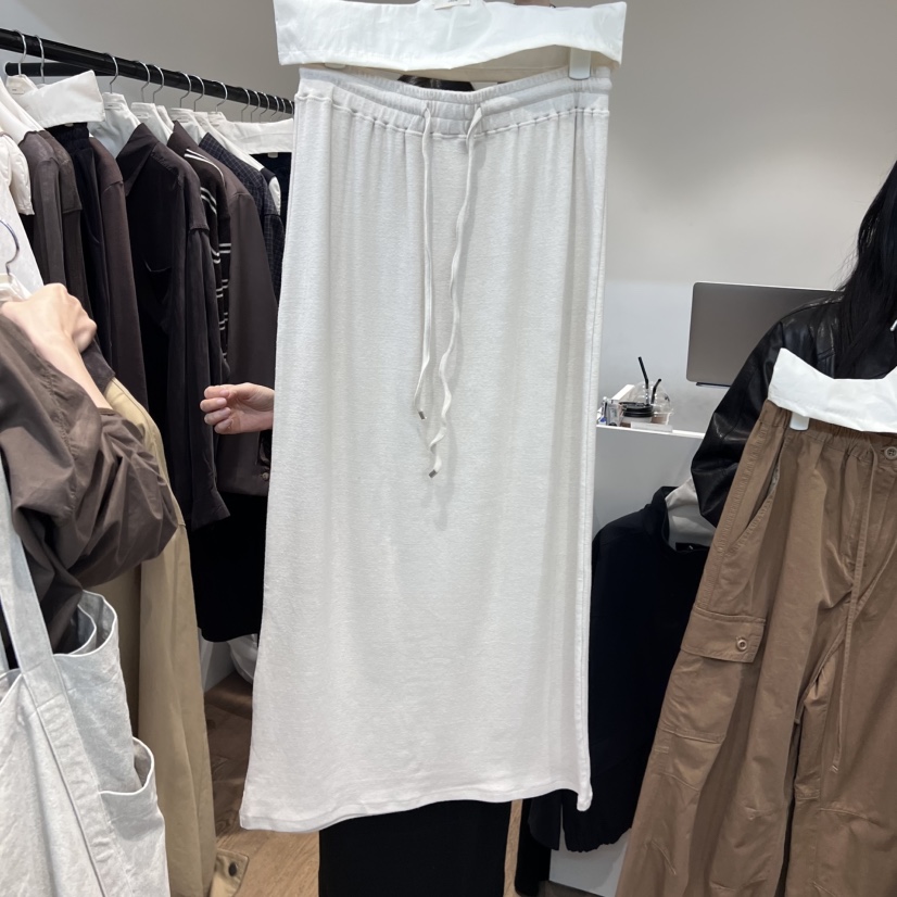 JINSIM韓國直郵㊣女裝新品推薦25秋冬時尚半身裙中短裙奶油色JINSIM半身裙/中短裙