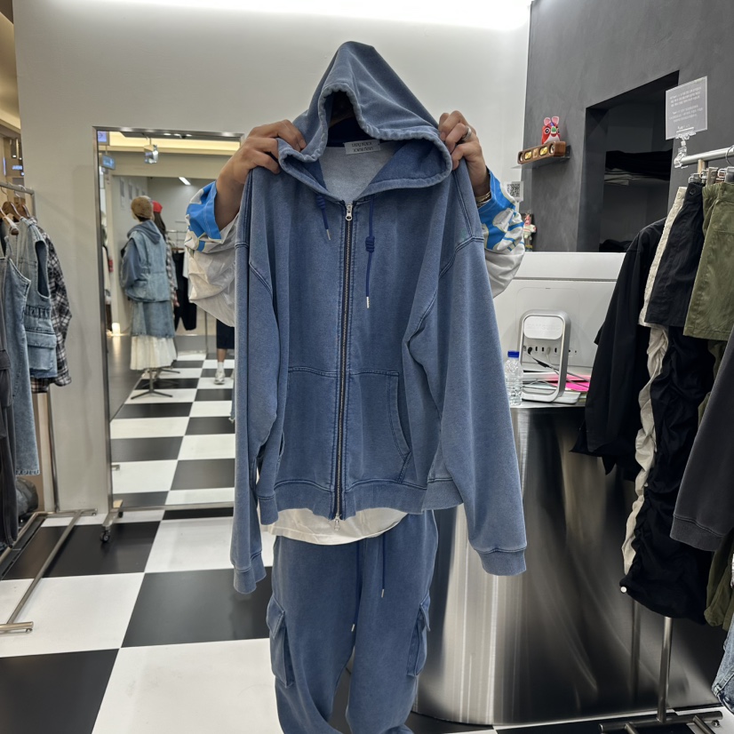 LADYBLACK東大門㊣直郵女裝新品真品時尚休閑25秋冬夾克連帽衫LADYBLACK夾克圖色2