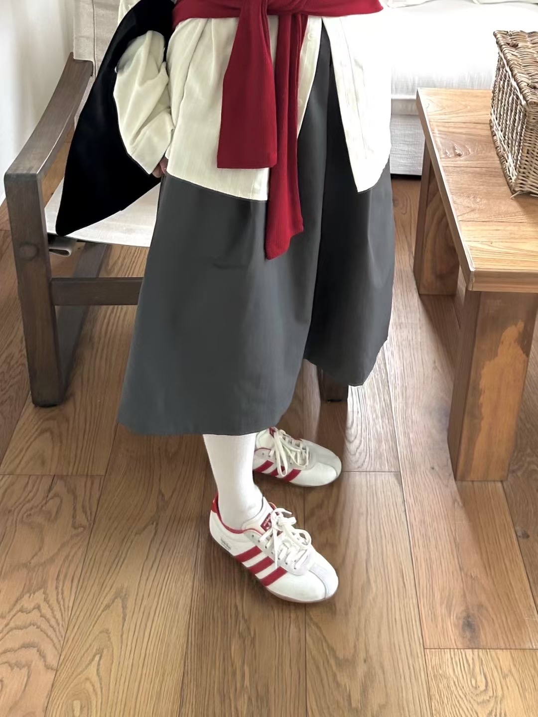 AVID韓國代購㊣女裝新款職業25秋冬推薦熱賣休閑半身裙中短裙AVID半身裙/中短裙圖色2