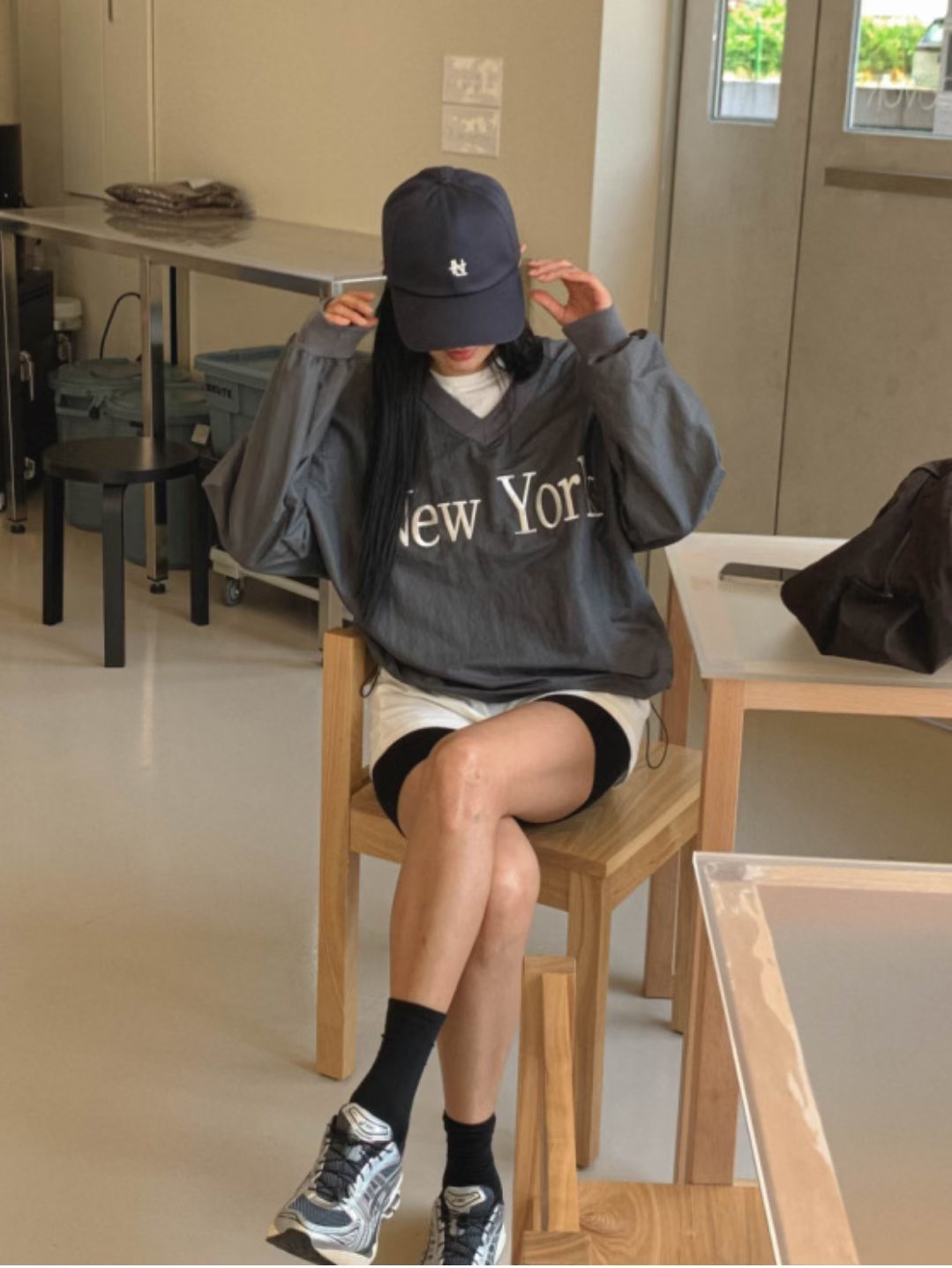 BUSTLING東大門㊣實拍女裝新款時尚人氣推薦25秋冬衛衣刺繡BUSTLING衛衣