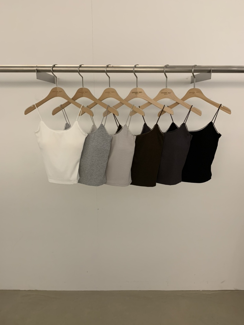 UNDER KEY韓國代購㊣女士新品真品人氣熱賣吊帶背心羊毛帽UNDER KEY吊帶/背心