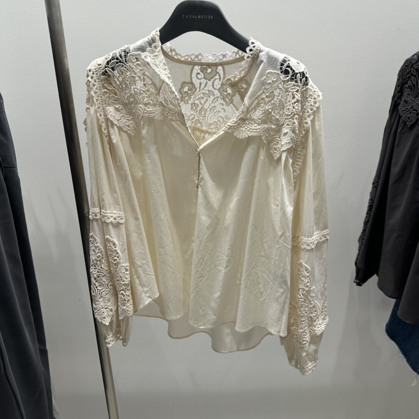 TARABY MOTION韓國代購㊣女裝新品人氣推薦熱賣襯衫蕾絲衫TARABY MOTION襯衫/蕾絲衫圖色1