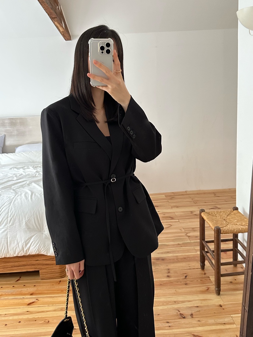 LE VASE東大門㊣直郵女士新款熱賣職業休閑時尚夾克含腰繩LE VASE夾克