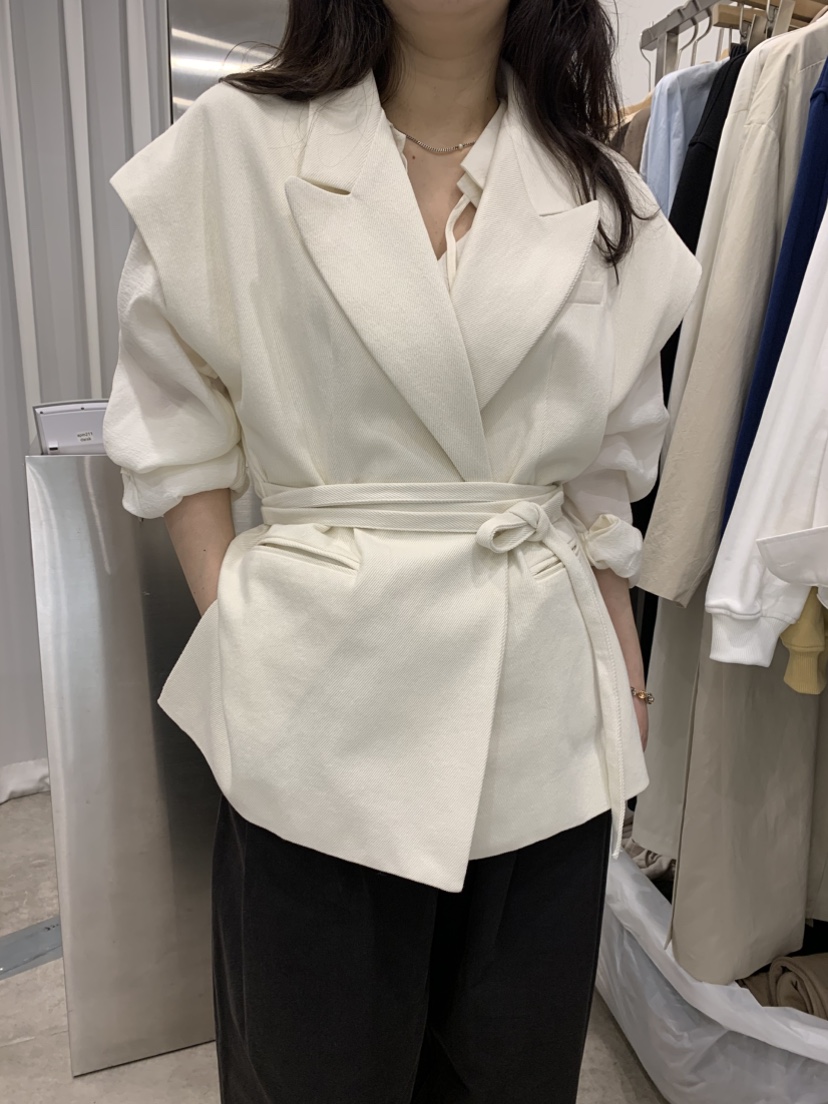 DARAK東大門㊣實拍女裝新款真品人氣25秋冬職業時尚馬甲含腰繩DARAK馬甲圖色1