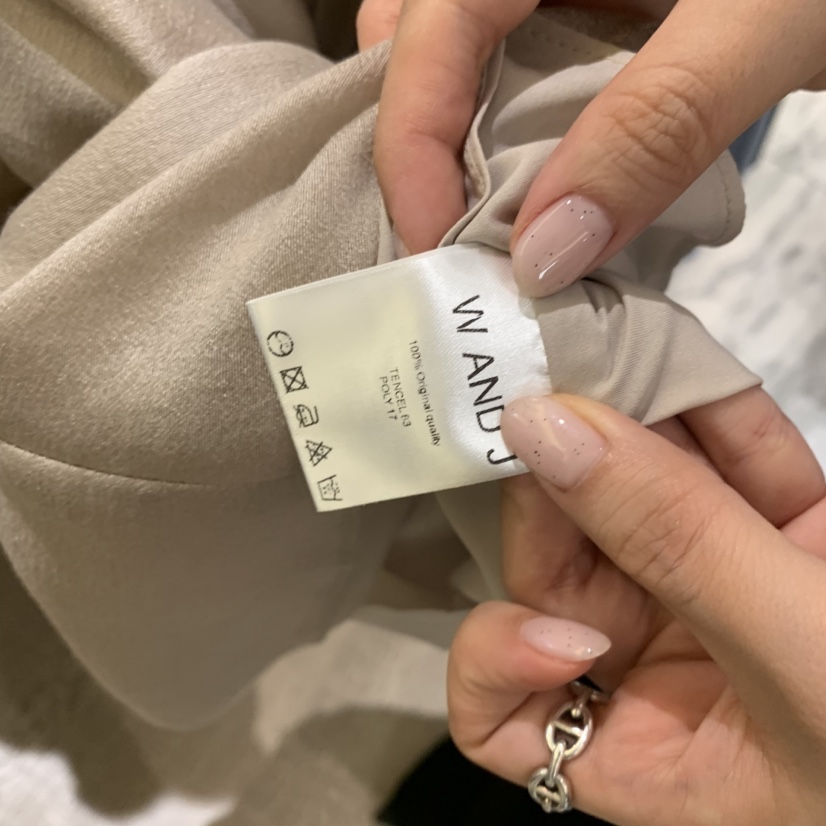 W AND J東大門㊣實拍女裝新品真品休閑推薦人氣襯衫蕾絲衫W AND J襯衫/蕾絲衫