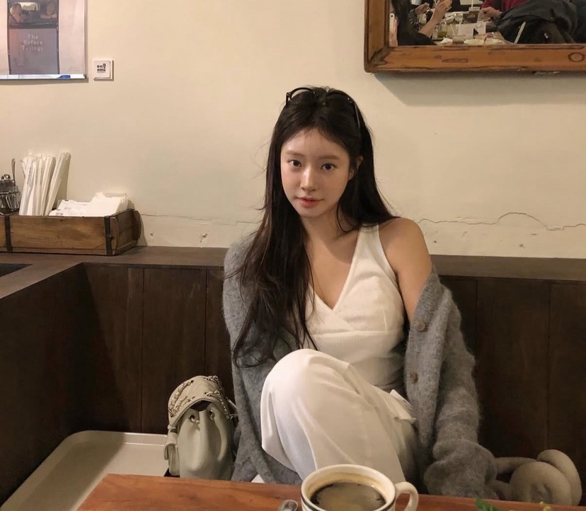 AWESOME-L東大門㊣實拍女裝新款熱賣人氣真品針織衫口袋開衫AWESOME-L針織衫