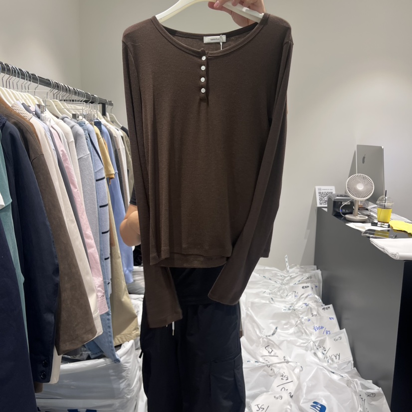 GABRIELLE東大門㊣直郵女裝新款人氣25秋冬真品時尚長袖T恤GABRIELLE長袖T恤圖色2