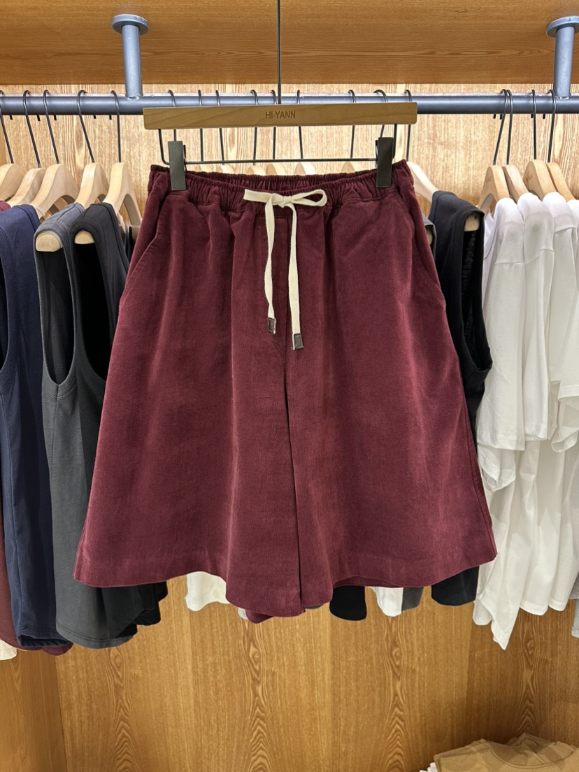 HI YANN韓國直郵㊣女士新品25秋冬休閑時尚職業人氣熱賣短褲HI YANN短褲圖色2