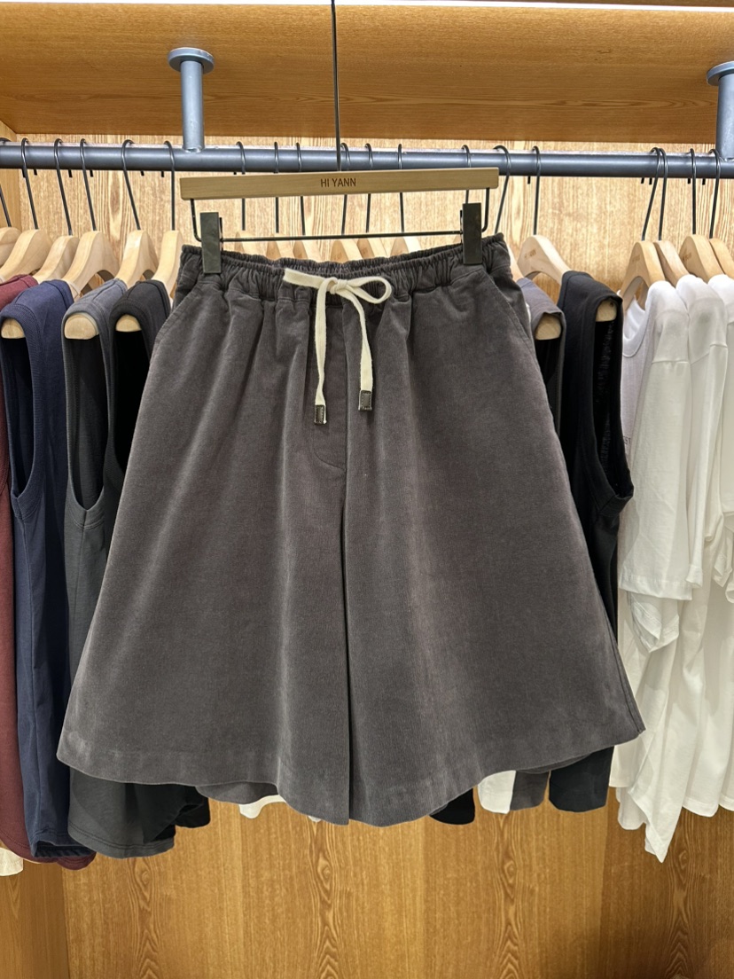 HI YANN韓國直郵㊣女士新品25秋冬休閑時尚職業人氣熱賣短褲HI YANN短褲圖色4