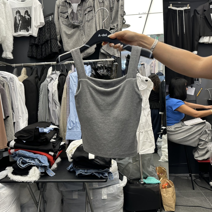 A-DEL韓國代購㊣女裝新品時尚職業25秋冬人氣推薦吊帶背心A-DEL吊帶/背心圖色2
