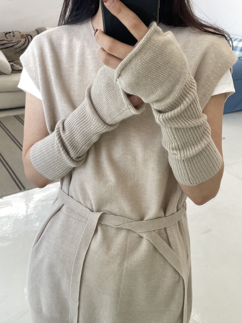 CHAHEE東大門㊣直郵女裝新款人氣休閑熱賣套裝三件套含脖帶CHAHEE套裝