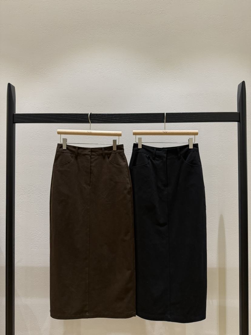 NDE東大門㊣實拍女士新品真品時尚職業推薦熱賣人氣25秋冬長裙NDE長裙