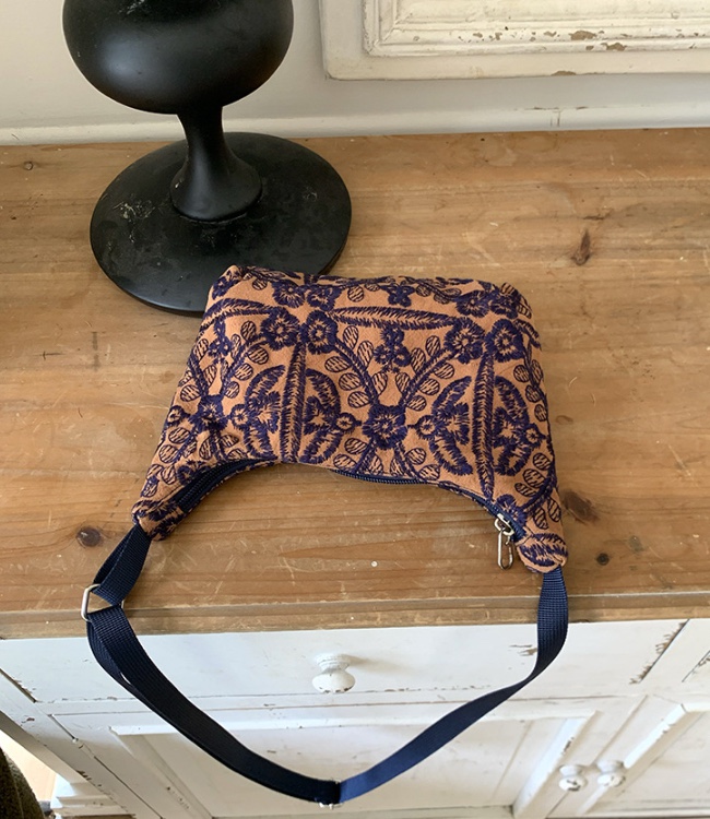 POSH BLUE韓國代購㊣女士新品人氣真品時尚單肩斜跨包刺繡POSH BLUE單肩/斜跨包圖色2