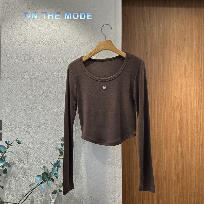 ON THE MODE韓國代購㊣女裝新品推薦真品熱賣人氣長袖T恤ON THE MODE長袖T恤圖色2