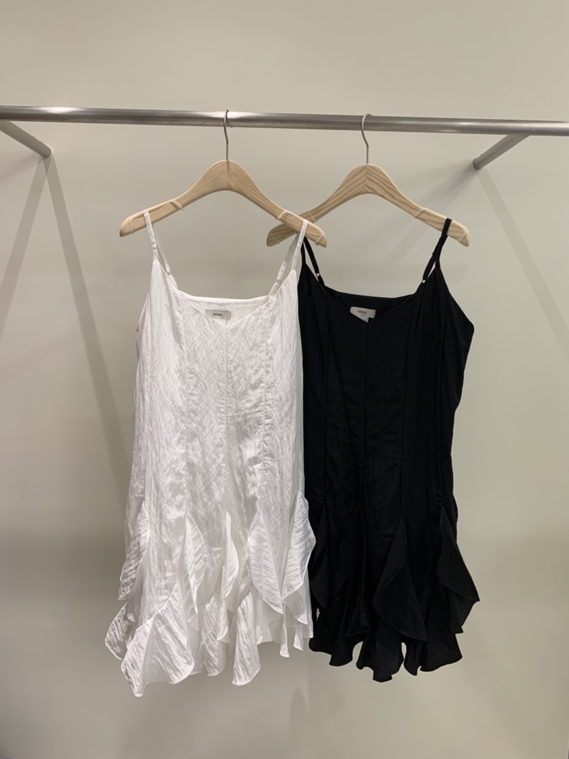 ZITTEN韓國代購㊣女裝新品熱賣真品休閑25秋冬連衣裙荷葉邊ZITTEN連衣裙