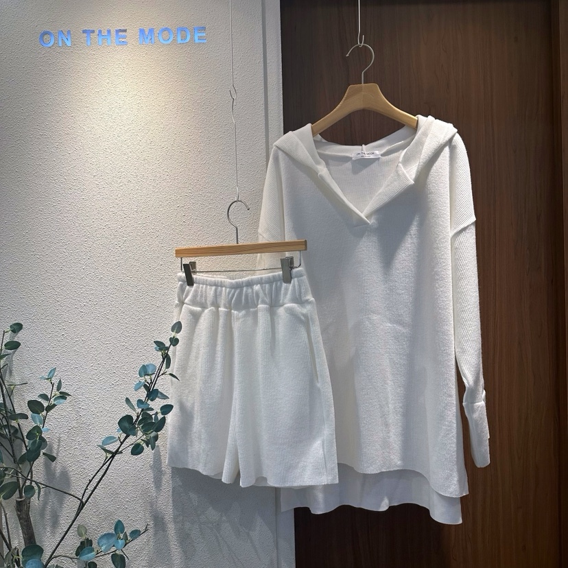 ON THE MODE韓國代購㊣女裝新款時尚熱賣推薦人氣套裝套裝ON THE MODE套裝圖色5