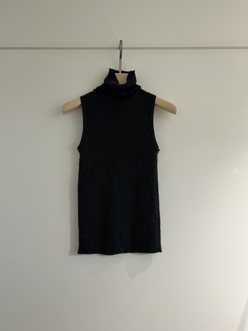NOTICE東大門㊣實拍女裝新品職業熱賣真品時尚推薦吊帶背心NOTICE吊帶/背心圖色2