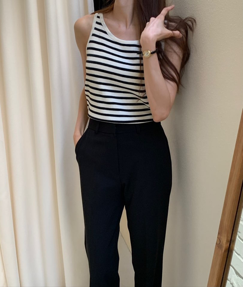 NOTICE東大門㊣代購女裝新品25秋冬職業休閑熱賣人氣吊帶背心NOTICE吊帶/背心