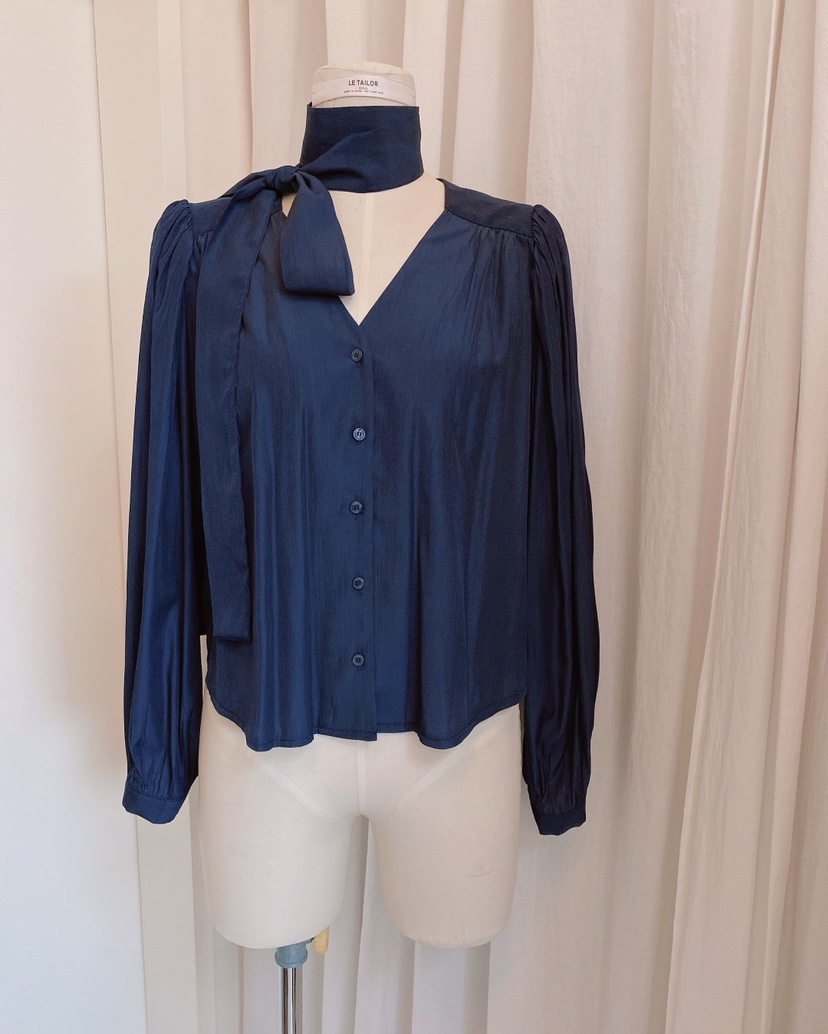 LETAILOR東大門㊣直郵女士新品25秋冬熱賣襯衫蕾絲衫含脖帶LETAILOR襯衫/蕾絲衫