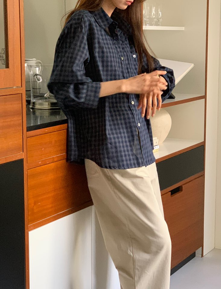 NOTICE韓國代購㊣女裝新品25秋冬休閑人氣襯衫蕾絲衫網眼格紋NOTICE襯衫/蕾絲衫