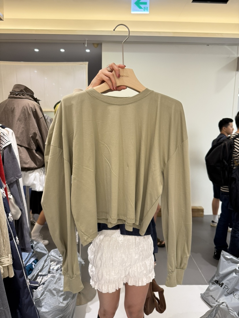 BERTHA東大門㊣代購女士新款25秋冬時尚人氣真品職業長袖T恤BERTHA長袖T恤圖色2