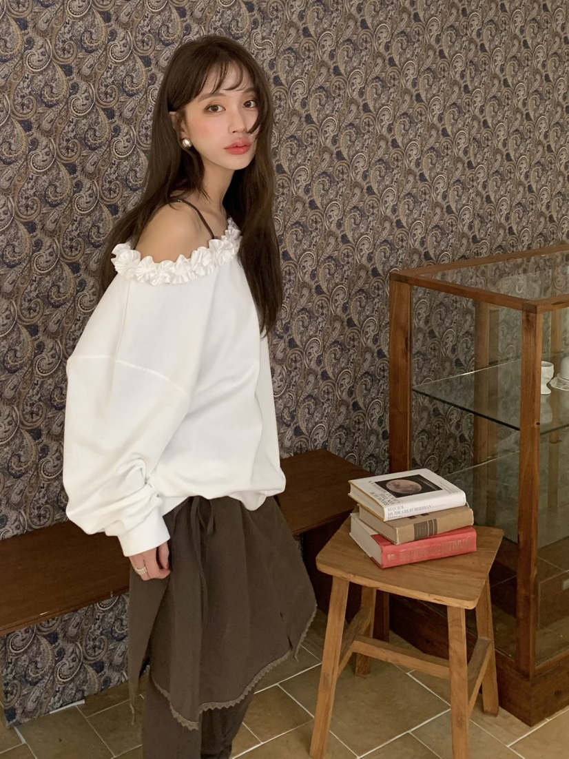 BERTHA韓國代購㊣女裝新品熱賣人氣時尚25秋冬衛衣荷葉邊露肩BERTHA衛衣