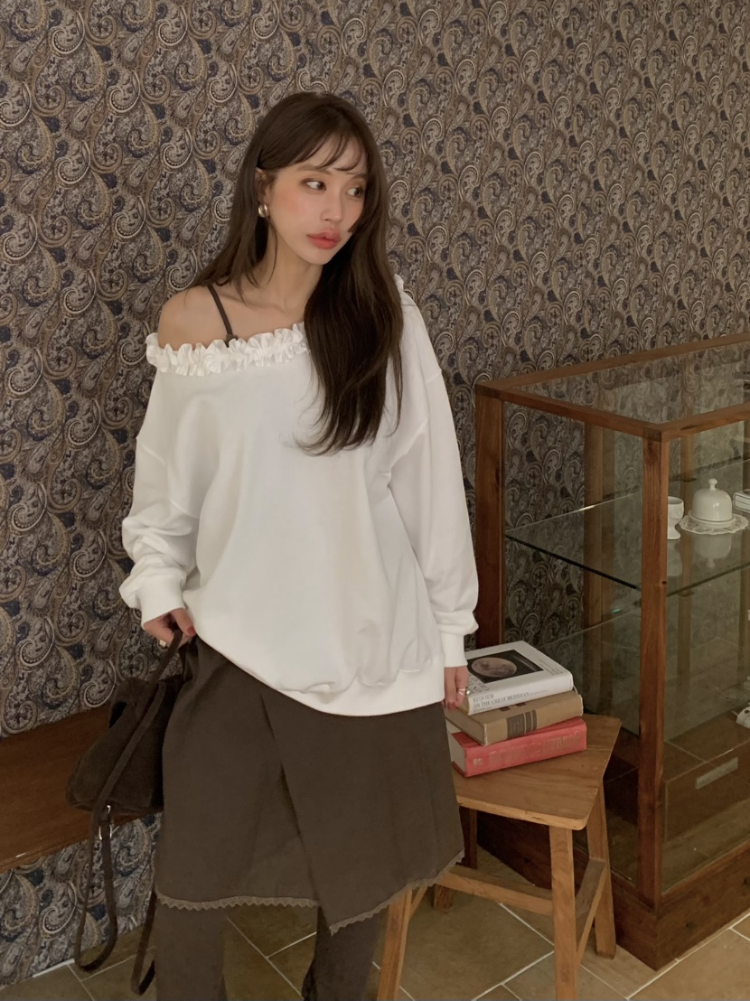 BERTHA韓國代購㊣女裝新品熱賣人氣時尚25秋冬衛衣荷葉邊露肩BERTHA衛衣
