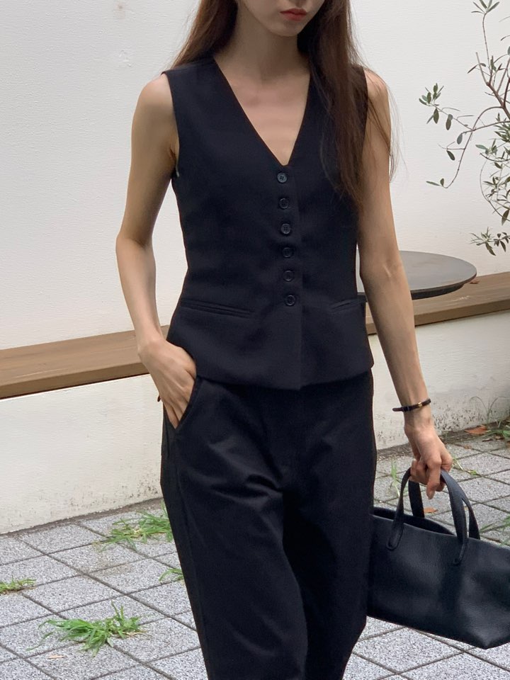 NOTICE韓國代購㊣女裝新品真品推薦職業人氣休閑25秋冬馬甲NOTICE馬甲