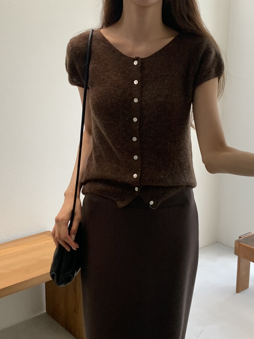 NOTICE東大門㊣直郵女裝新品推薦職業真品人氣熱賣時尚針織衫NOTICE針織衫