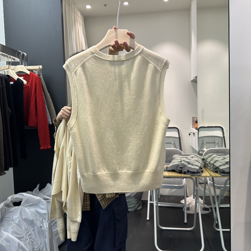 SALT BREAD東大門㊣實拍女裝新款25秋冬推薦時尚熱賣吊帶背心SALT BREAD吊帶/背心