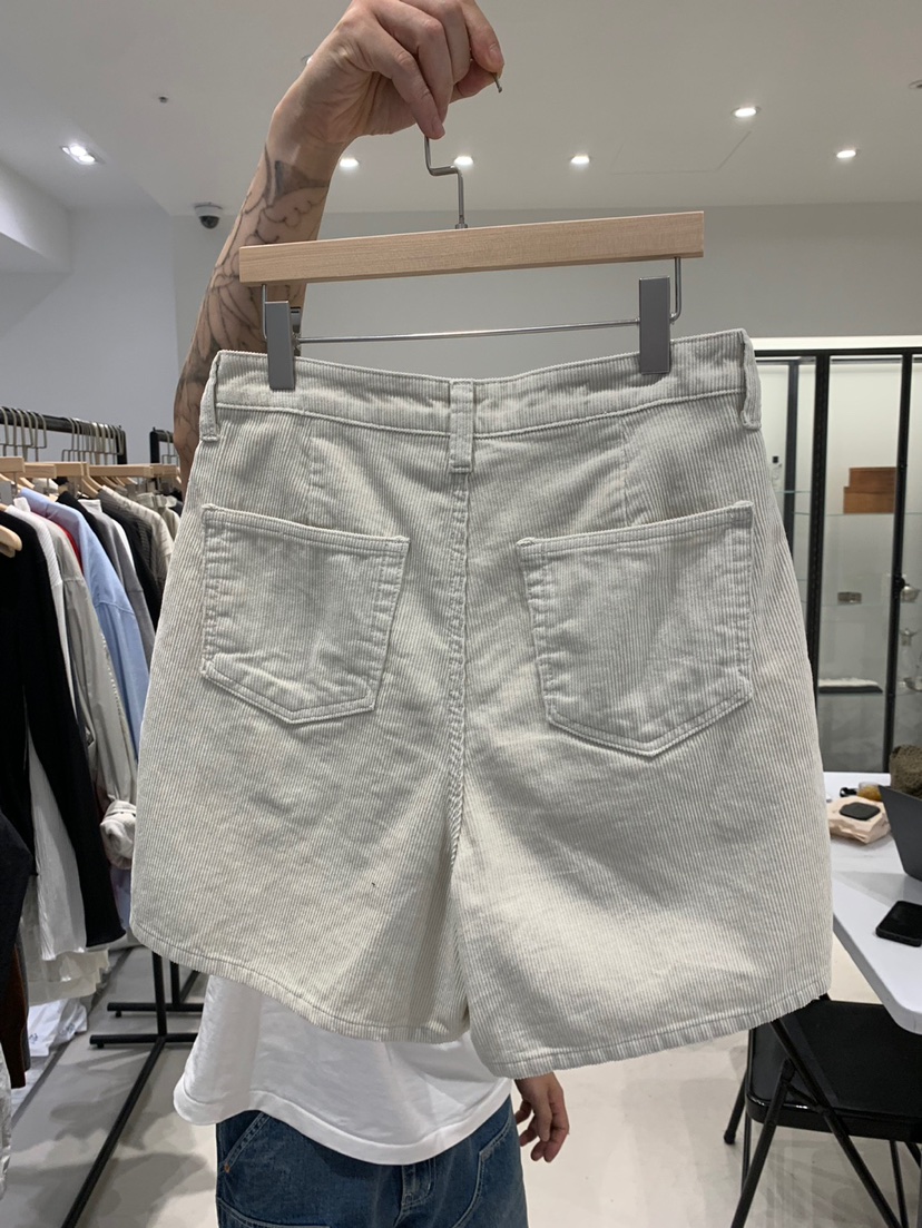 THE BRUNCH東大門㊣直郵女裝新品真品時尚人氣職業短褲燈芯絨THE BRUNCH短褲