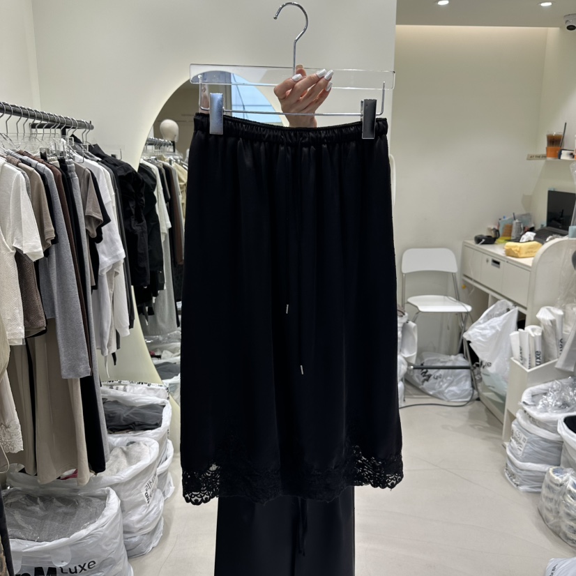 AT THE END韓國代購㊣女裝新品時尚25秋冬熱賣半身裙中短裙AT THE END半身裙/中短裙圖色2