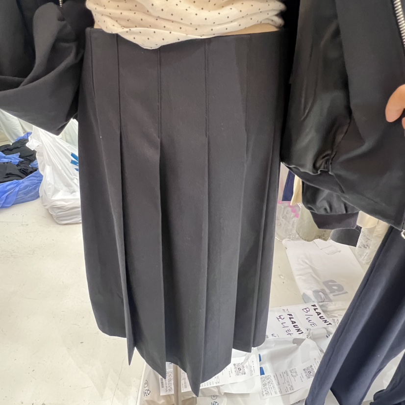 FLAUNT東大門㊣實拍女裝新款真品人氣25秋冬半身裙中短裙褶皺FLAUNT半身裙/中短裙圖色2